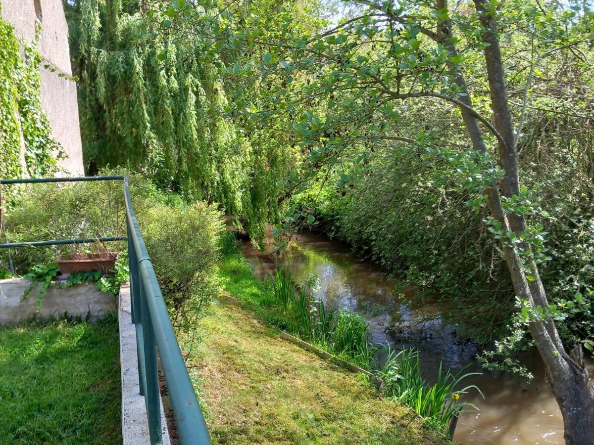 Ferienhaus Moulin En Bord De Riviere - Atypique *